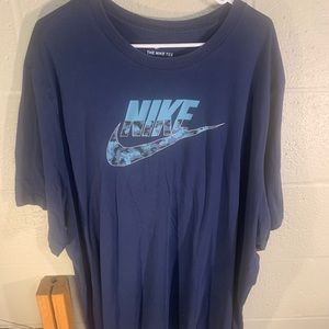 Mens Nike short sleeve tee shirt